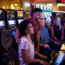 Các loại hình giải trí trực tuyến trên i9net: casino, slot, sportsbook