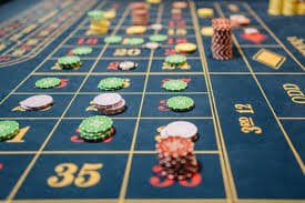 Người chơi Việt Nam tham gia phòng Bingo trực tuyến trên điện thoại tại i9net